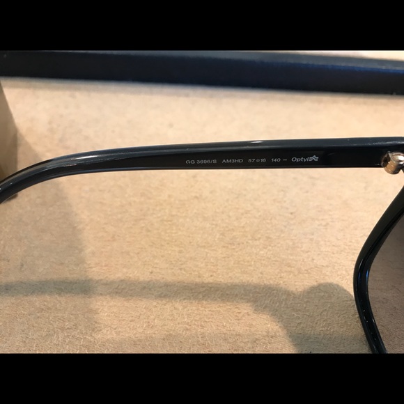Authentic Gucci Sunglasses - Picture 3 of 4